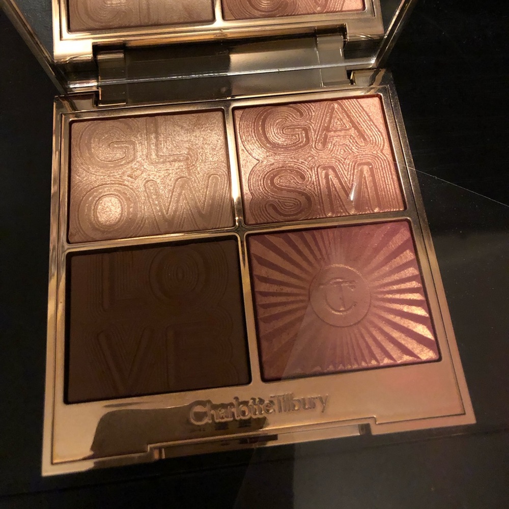 Charlotte Tilbury Glowgasm Face Palette